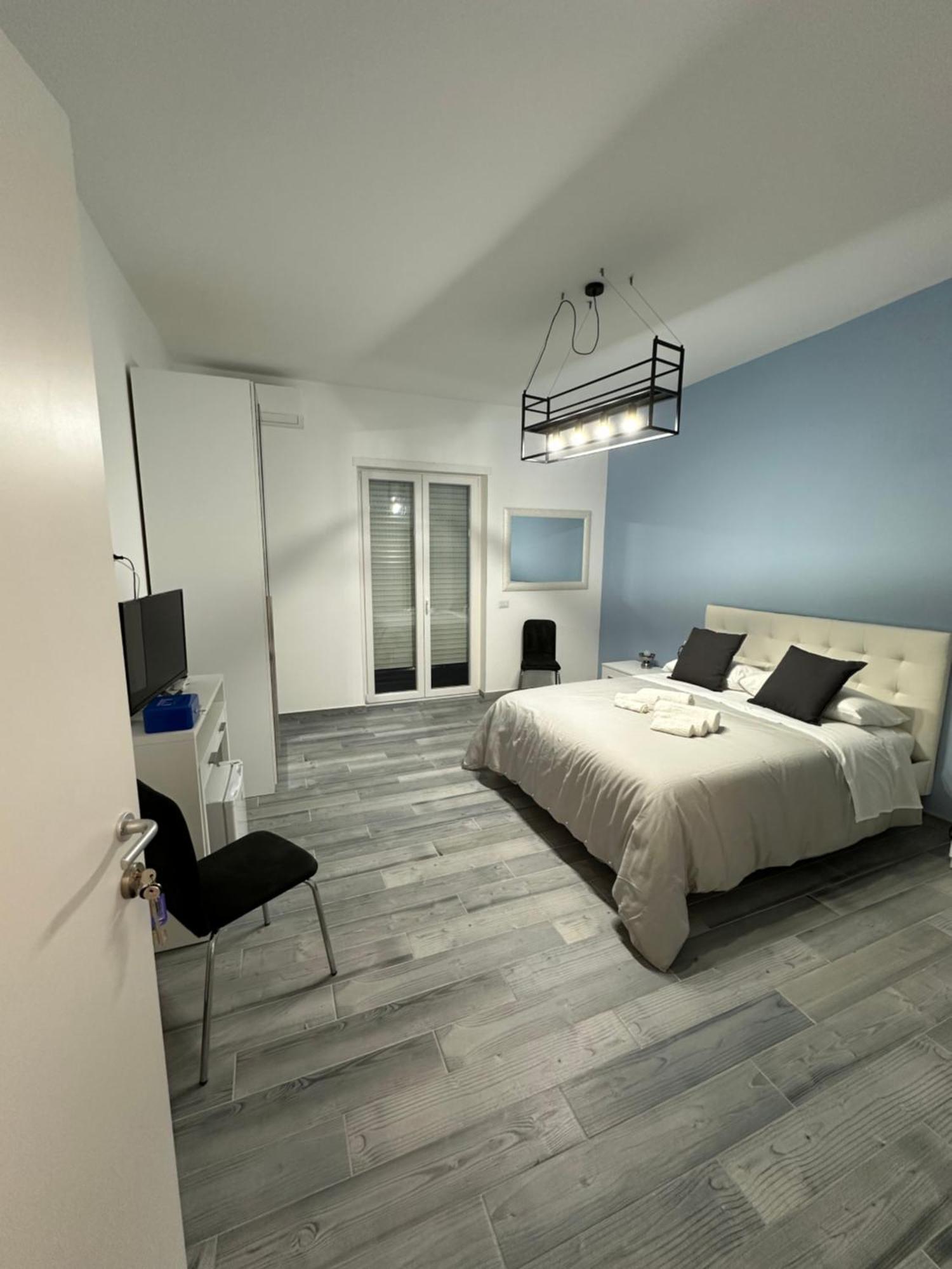 פורטיצ'י La Parthenope Suites מראה חיצוני תמונה