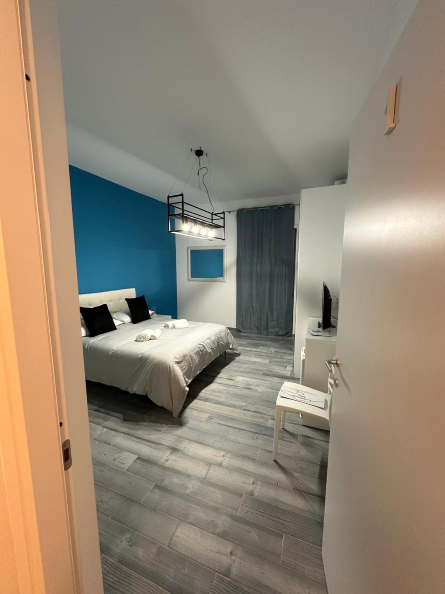 פורטיצ'י La Parthenope Suites מראה חיצוני תמונה